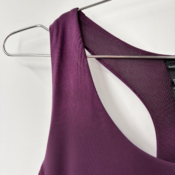 Women's Purple Sleeveless Dress - Picture 2 of 7